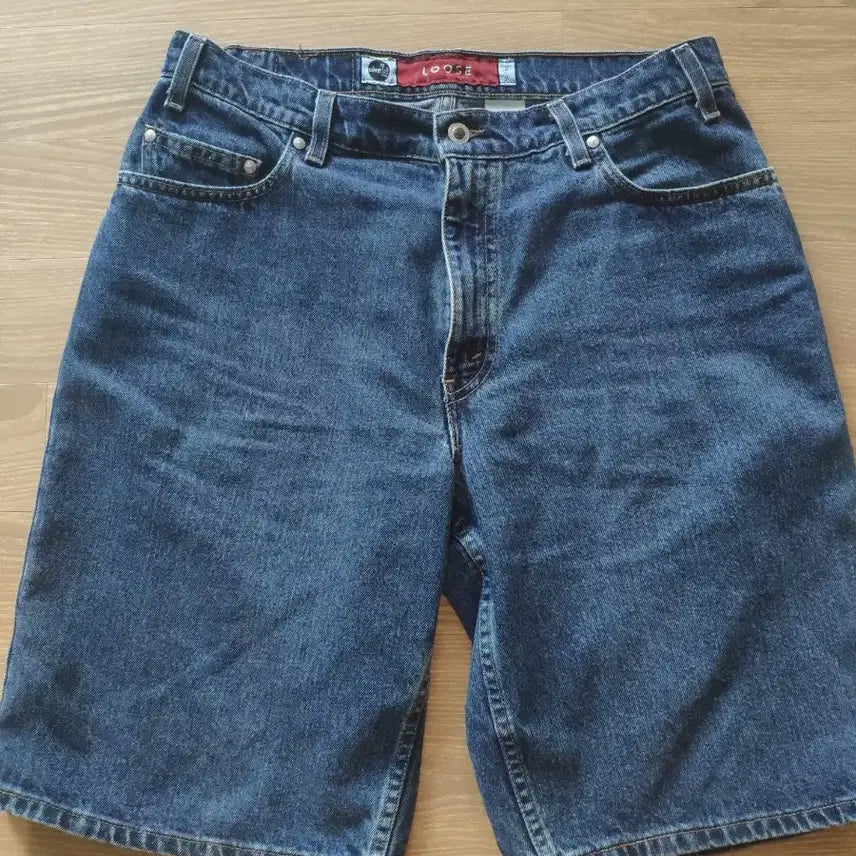 [BUNJANG] Levi's SilverTab 90s Loose Fit Shorts (USA) / 90s 리바이스 실버탭 루즈핏 반바지(usa)
