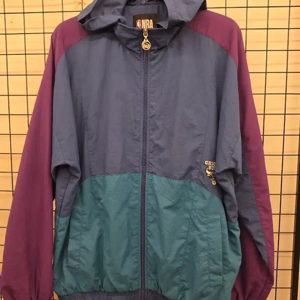 [BUNJANG] NBA Chicago Bulls Color Block Windbreaker / NBA 시카고 불스 색깔 블록 바람막이