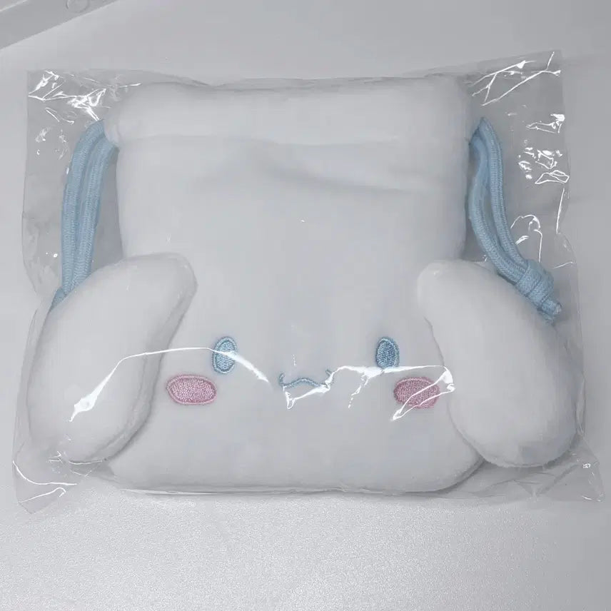[BUNJANG] Limited Edition Miseenscene Cinnamoroll Pouch / 한정판 미쟝센 시나모롤 파우치