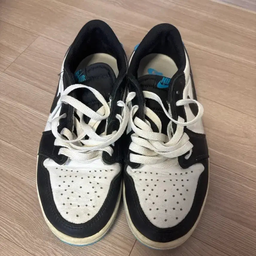 [BUNJANG] Nike Air Jordan 1 Retro Low OG Black Dark Powder Blue / 나이키 에어 조던 1 레트로 로우 OG 블랙 앤 다크 파우더 블루 255