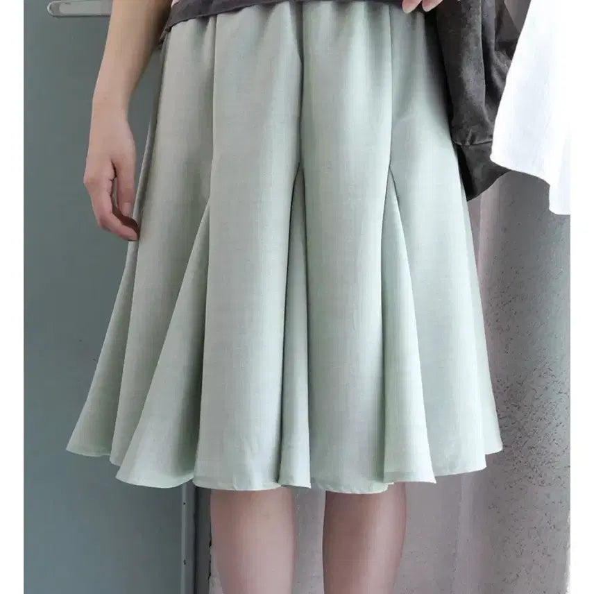 [BUNJANG] Hippieppy Pleated Midi Skirt / 히피디피 데이트 플리츠 미디 스커트 치마 / 하구미모리걸아오이유우지그재그에이블리무신사