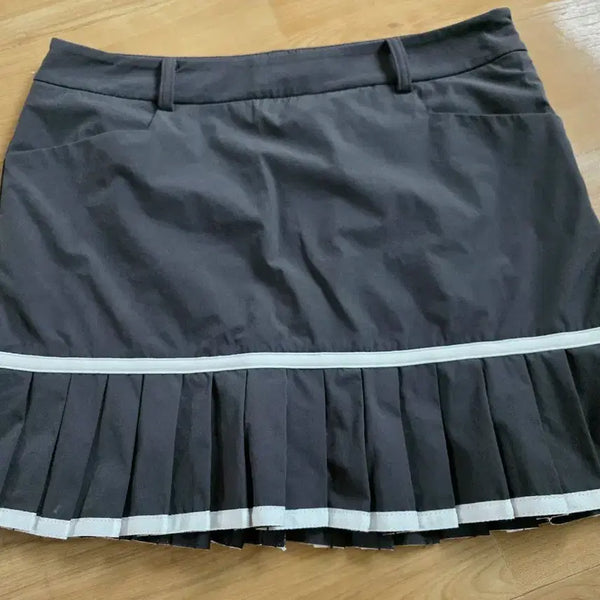 [BUNJANG] WAAC Golf Skirt / 와이드앵글 골프스커트 70