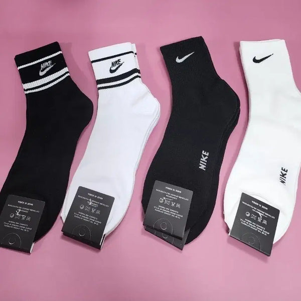 [BUNJANG] Nike Crew Socks 20-Pack / (새상품) 나이키 중목 기본두께 20켤레 (무료배송)
