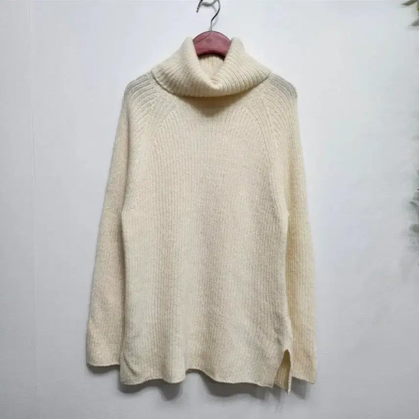 [BUNJANG] Celeb Shop 22'FW Alpaca Blend Turtleneck Knit / 셀렙샵 22'FW 알파카53%  블렌드 터틀넥 니트