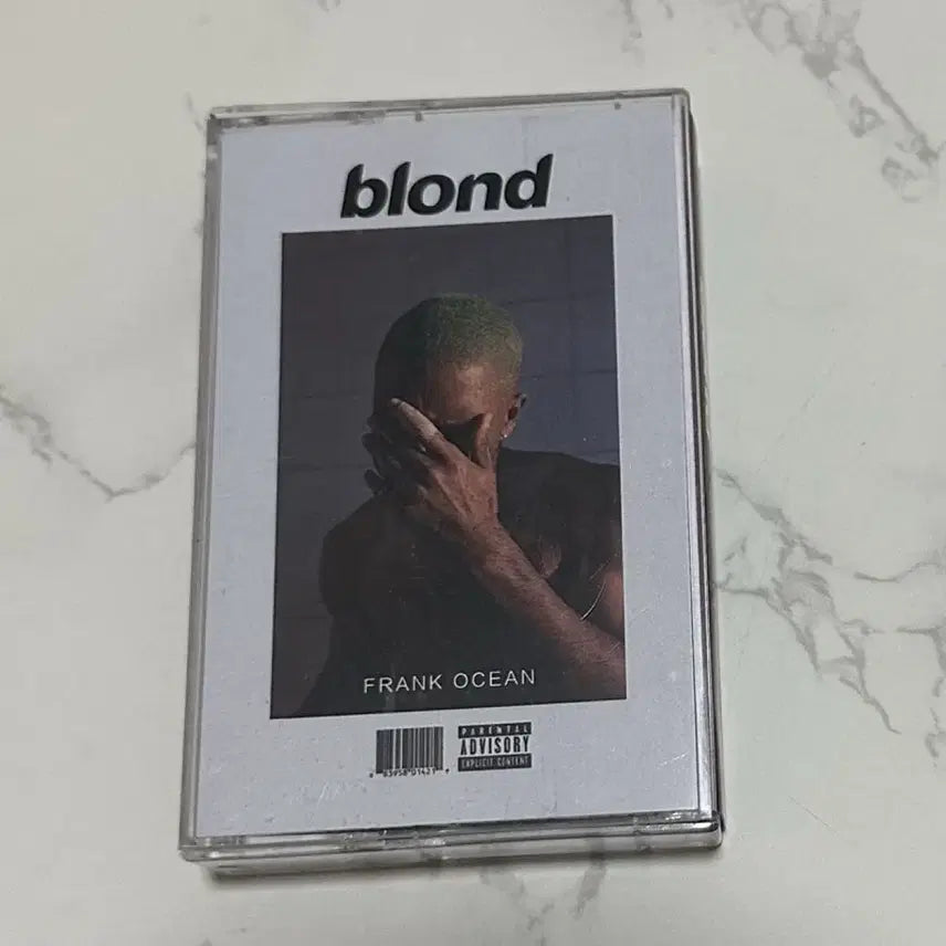 [BUNJANG] Frank Ocean Blond Cassette Tape / 프랭크 오션 Blond 카세트 테이프