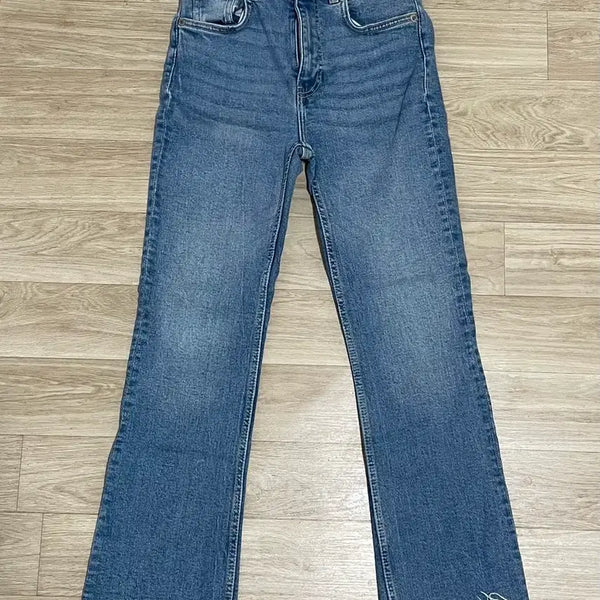 [BUNJANG] Zara Bootcut Jeans / 자라 부츠컷 청바지