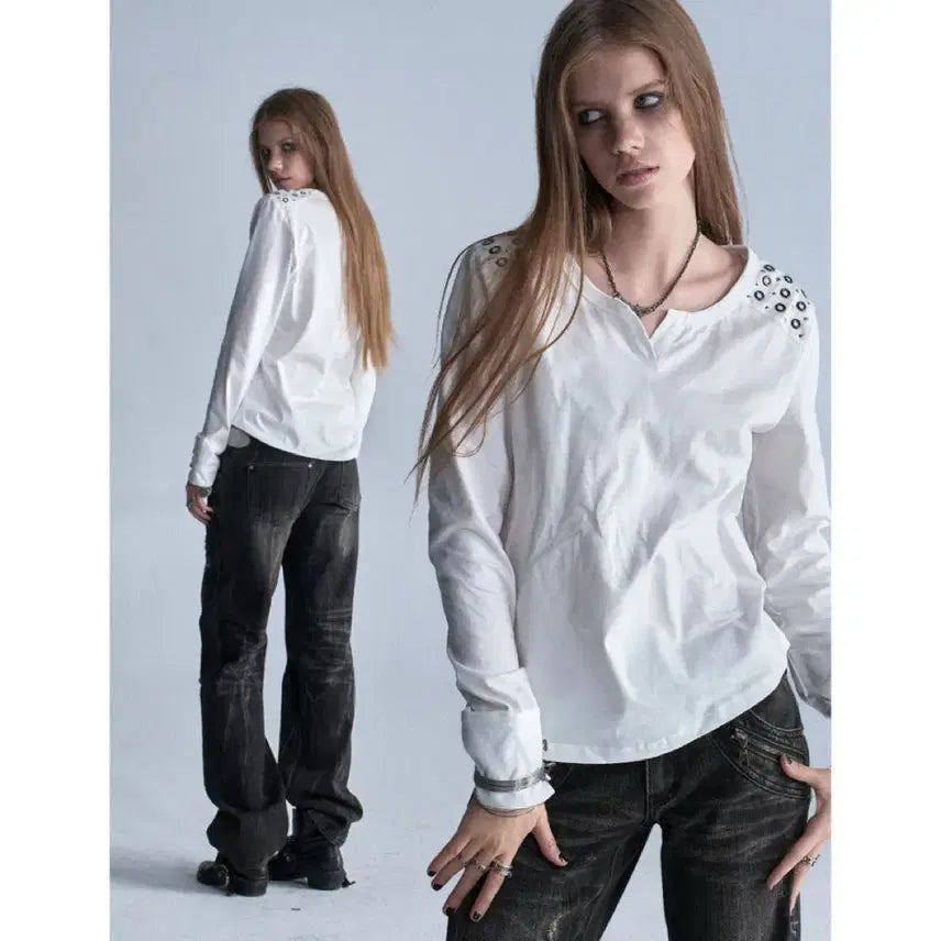 [BUNJANG] WearAndTear Slim Fit Long Sleeve T-Shirt White Punk / wearAndtear 티셔츠 긴팔티 슬림핏 화이트 펑크 긴팔 티셔츠