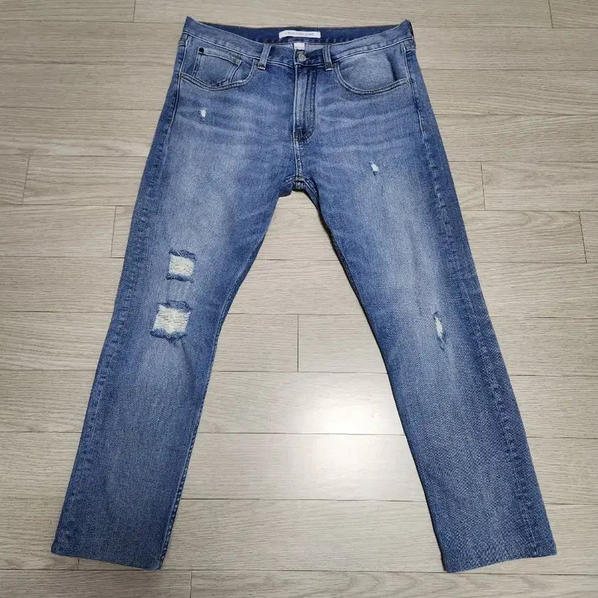 [BUNJANG] Calvin Klein Men's Distressed Denim Pants (32~33) / (32~33)캘빈클라인 남성 디스 데님팬츠