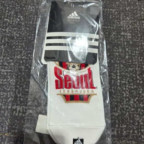 [BUNJANG] FC Seoul 2010 Limited Edition Commemorative Socks / fc서울 2010년도