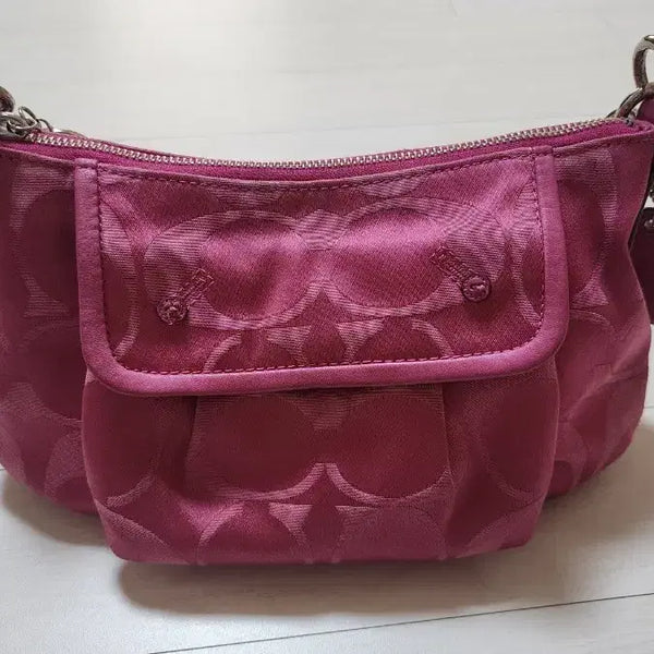 [BUNJANG] Coach Poppy Hot Pink Shoulder Bag / 코치 핫핑크 포피 숄더백