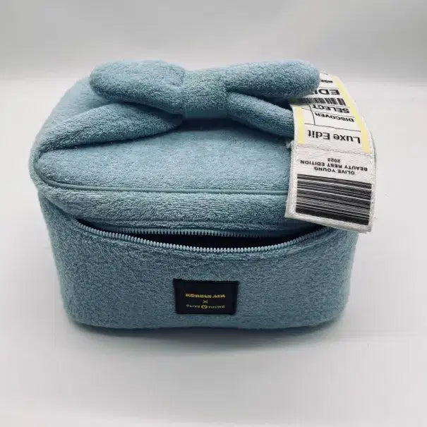 [BUNJANG] Korean Air x Olive Young 2023 Limited Edition Beauty Pouch / 대한항공 올리브영 2023년 한정판 뷰티 파우치(케이스만)
