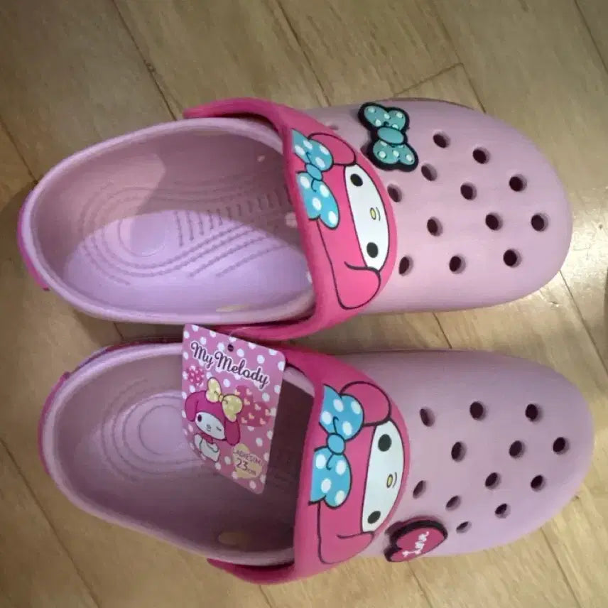 [BUNJANG] Sanrio My Melody Crocs Sandals (Pink, Size 230) / 정품 마이멜로기 크록스 새것