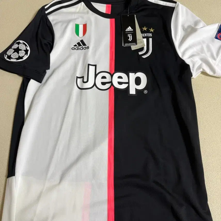 [BUNJANG] Juventus Matthijs de Ligt 2019/20 Champions League Replica Jersey (M) / 19/20 유벤투스 더리흐트 챔스킷 레플리카 세제품 해외m