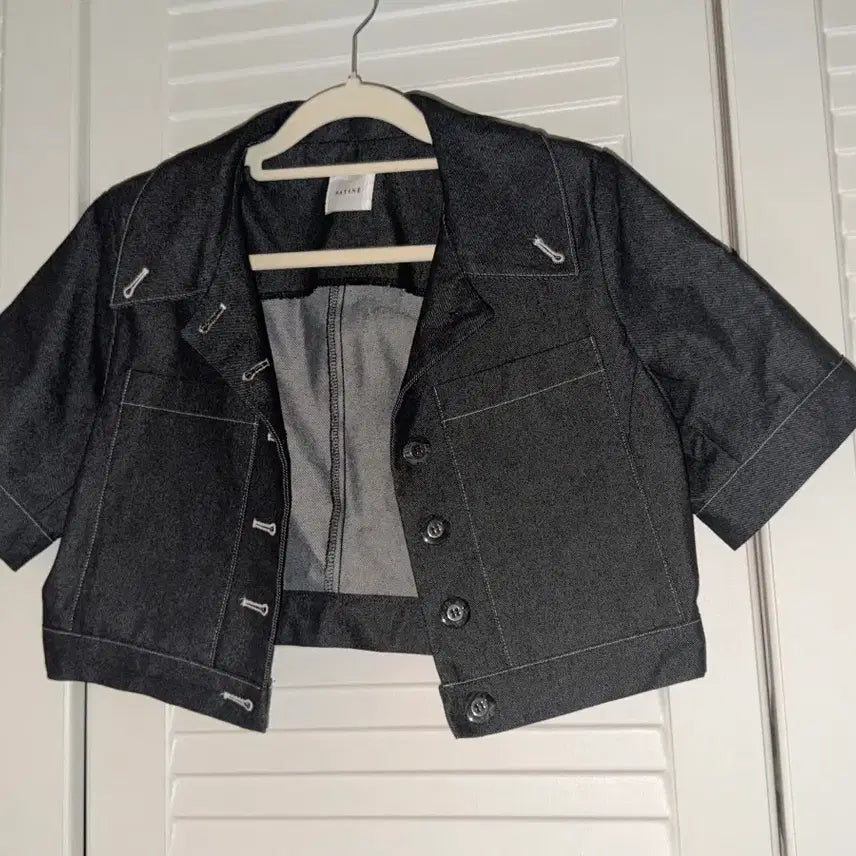 [BUNJANG] Black Denim Crop Jacket / 블랙 데님 크롭 자켓