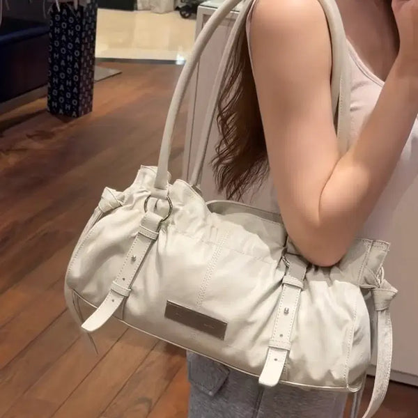 [BUNJANG] Matin Kim Shirring Buckle Shoulder Bag Beige / 마뗑킴 Matin Kim 셔링 티어 버클 숄더백 베이지