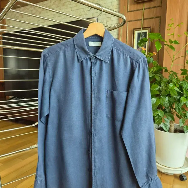 [BUNJANG] Uniqlo Premium Linen Shirt Navy M / 유니클로 프리미엄 린넨 네이비 셔츠 M사이즈(100% 마)