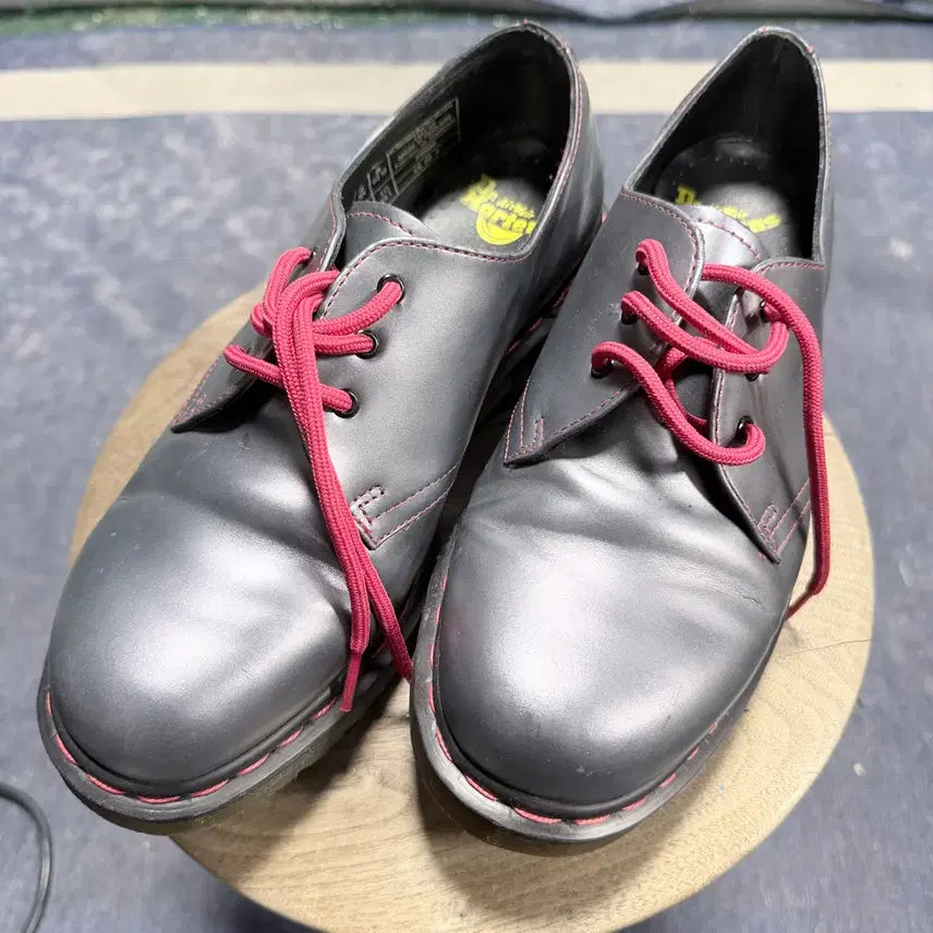 [BUNJANG] Dr. Martens 1461 59 3-Eye Derby Shoes Red Stitch/Lace UK 8 / [정품] 닥터마틴 1461 59 3홀 더비 슈즈 레드 스티치/슈레이스 (UK8 / 270mm)