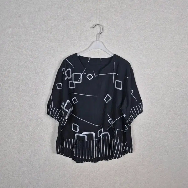 [BUNJANG] Black Pattern Stripe Color-Block Blouse / (#77,88추천)블랙 패턴 스트라이프 배색 블라우스
