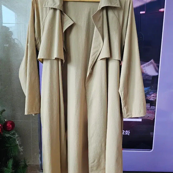 [BUNJANG] Coincos Beige Long Trench Coat Free Size / 코인코즈  베이지색 롱 트렌치 코트 프리