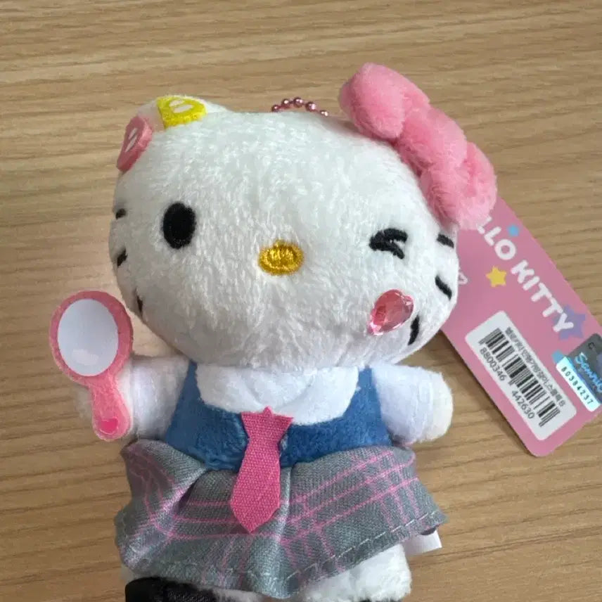 [BUNJANG] Sanrio Hello Kitty School Look Doll Keychain 8cm / 산리오 헬로키티 인형 키링 스쿨룩 8cm