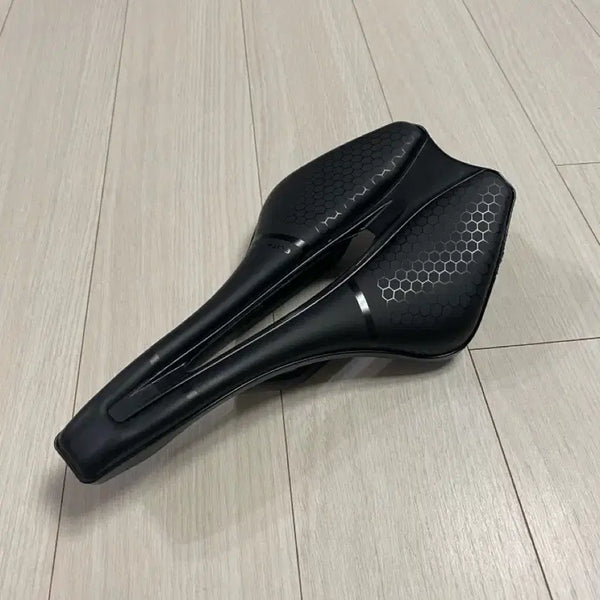 [BUNJANG] Carbon Saddle - Lightweight / 카본안장