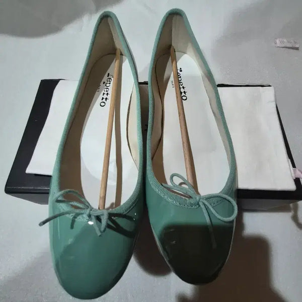 [BUNJANG] Repetto Cendrillon Flat Shoes Emerald Green Patent Leather Size 36.5 (US 6.5-7) / 레페토 CENDRILLON 플랫슈즈 V086V1315