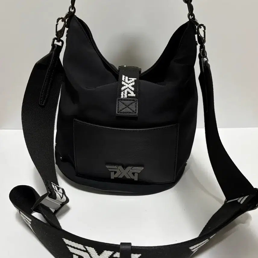 [BUNJANG] PXG Golf Crossbody Bag Pouch Black / PXG골프 크로스백 도트백 파우치 가방 블랙