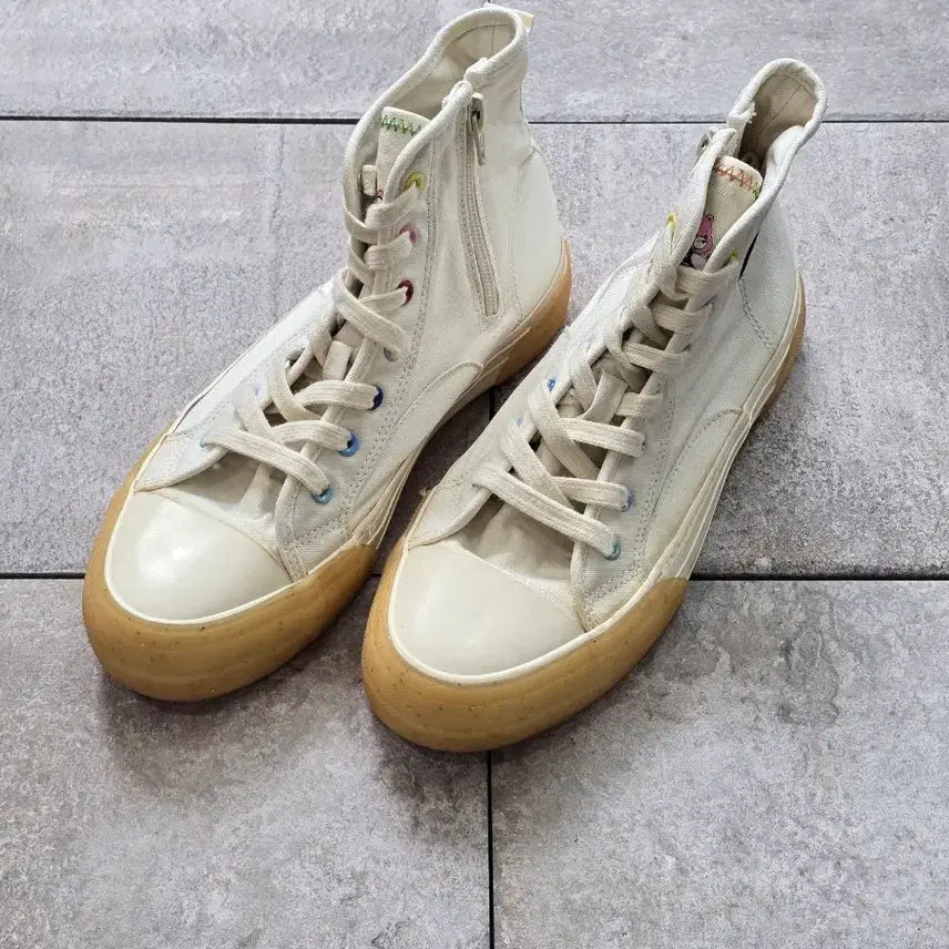 [BUNJANG] Zara Care Bears Canvas High-Top Sneakers / (250)자라 케어베어 캔버스 하이탑 스니커즈