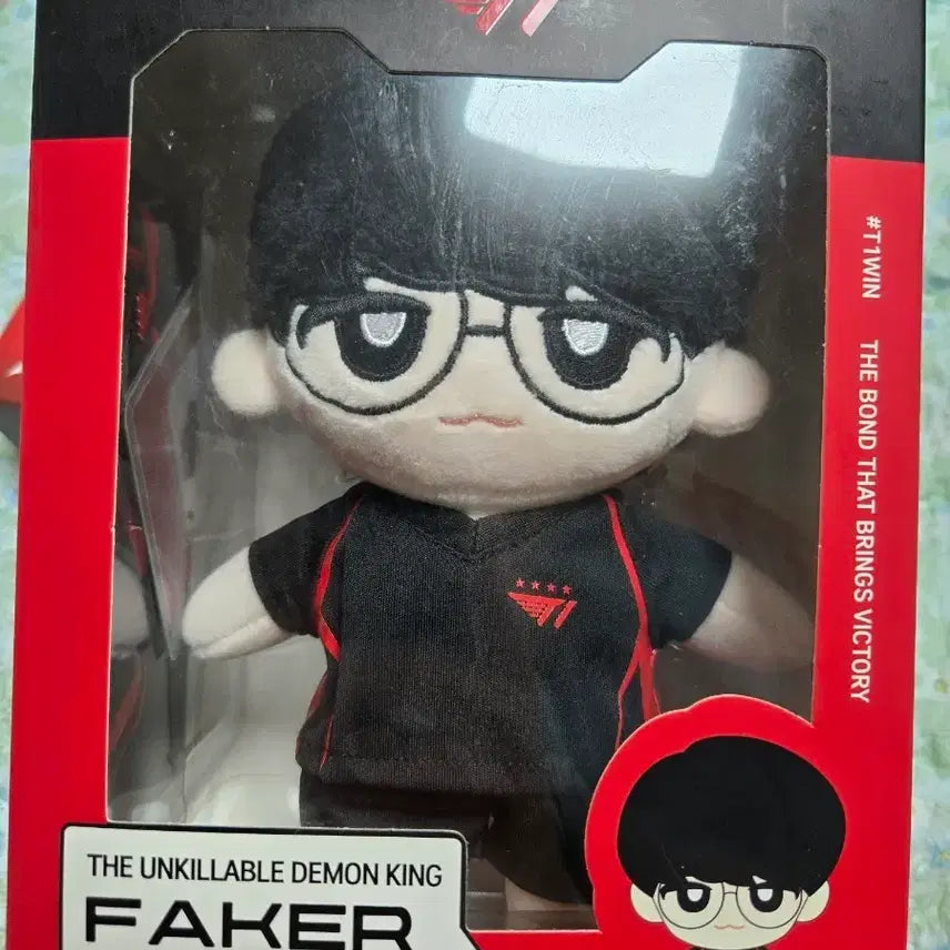 [BUNJANG] T1 Faker 20cm Doll with Photocard / 2024  T1 페이커 20cm 인형
