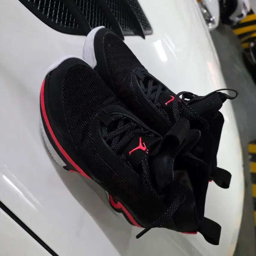 [BUNJANG] Air Jordan 36 'Black Red' Men's Basketball Shoes / 조던36 검빨 290