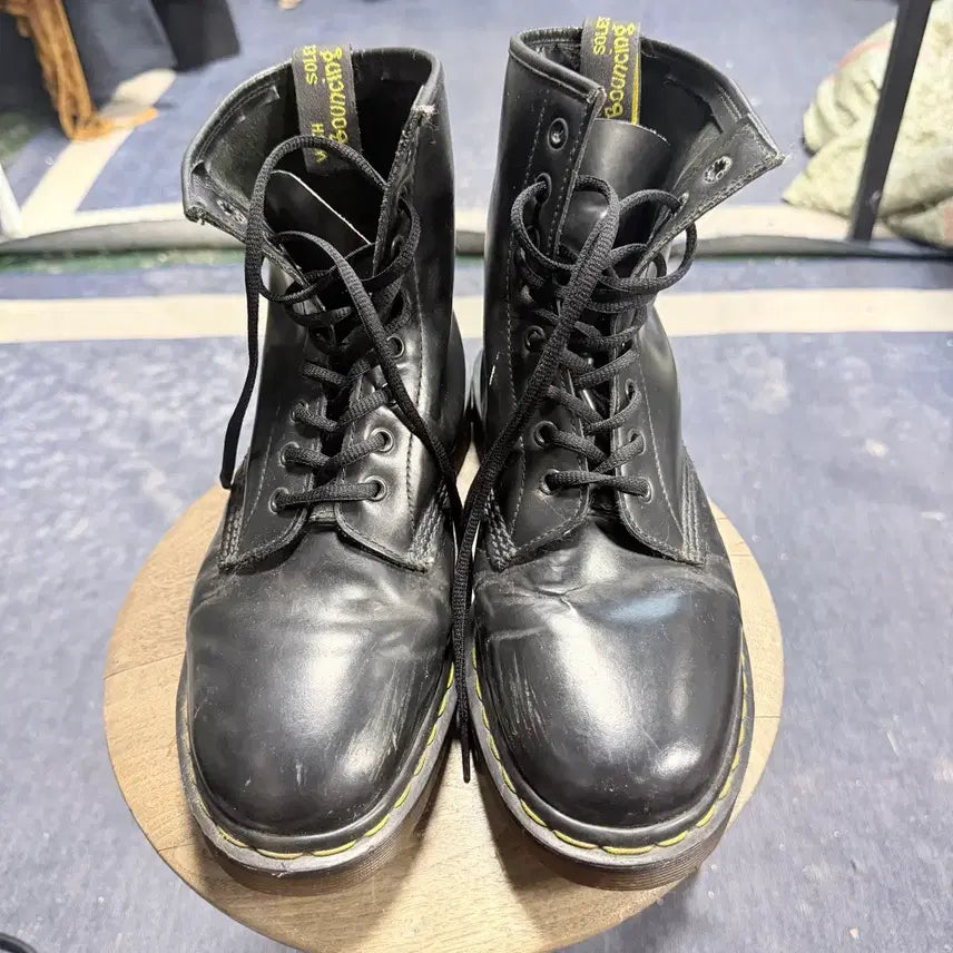 [BUNJANG] Dr. Martens 1460 Original 8-Eye Boots Made in England Vintage / [빈티지/정품] 닥터마틴 1460 오리지널 8홀 부츠 Made in England (UK8.5 / 270~275mm)