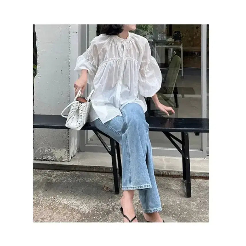 [BUNJANG] Jjunguri Market Frill Blouse - Ivory / 쩡구리마켓 프릴 블라우스 - 아이보리