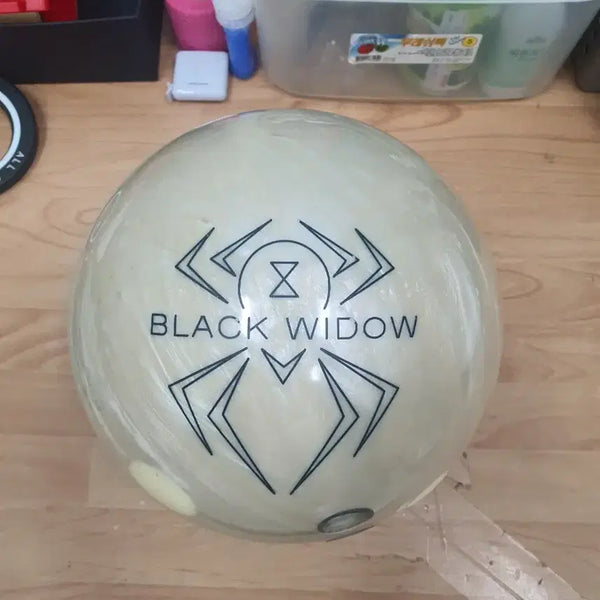 [BUNJANG] Used Bowling Ball 15lb Two-Finger Black Widow Ghost Pearl / 중고볼링공 15p 투핑거 블랙위도우 고스트펄