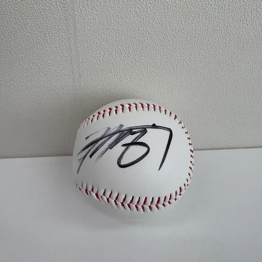 [BUNJANG] LG Twins Kim Young-woo Autographed Baseball / LG트윈스 김영우 선수 싸인볼