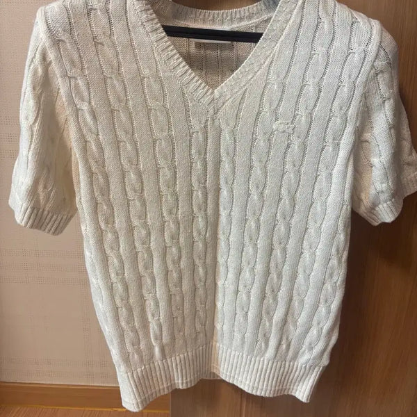 [BUNJANG] Lacoste Short Sleeve V-Neck Knit / 라코스테 반팔 브이넥 니트 34