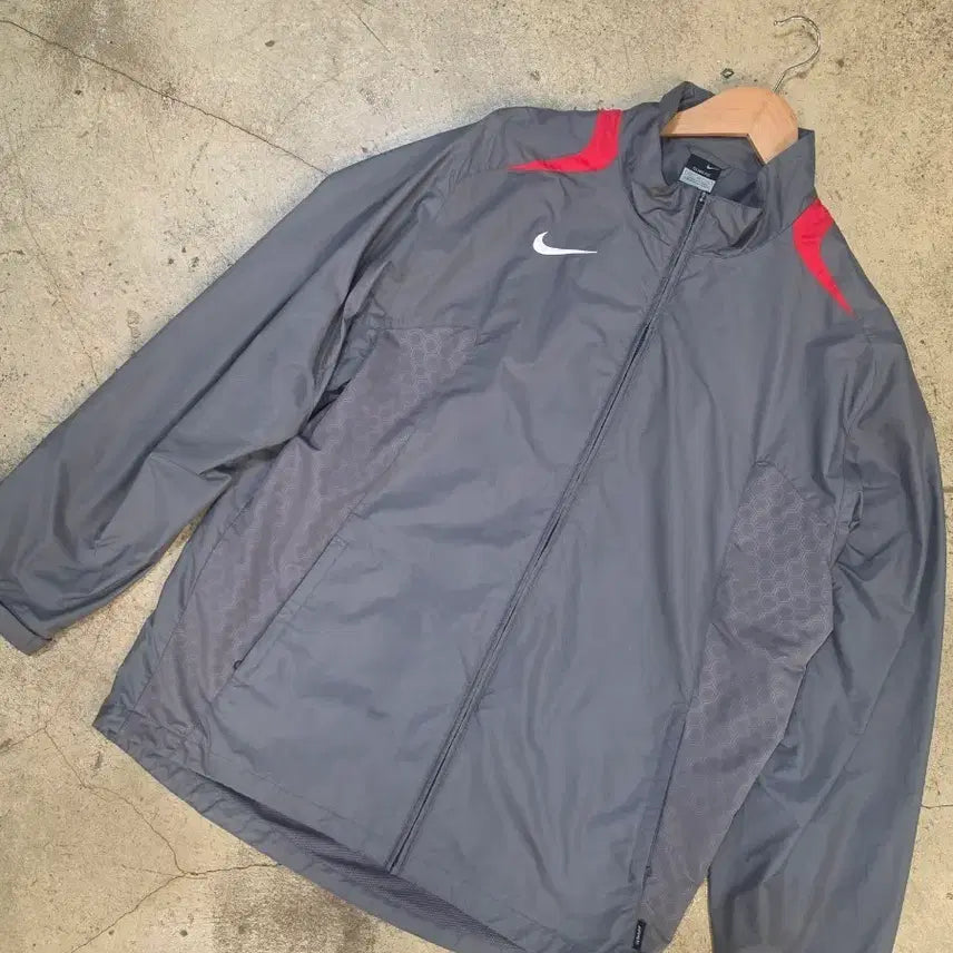 [BUNJANG] Nike Total 90 Vintage Hanyang University Custom Windbreaker Jacket / 나이키 토탈 90 한양대 빈티지 커스텀 바람막이 자켓