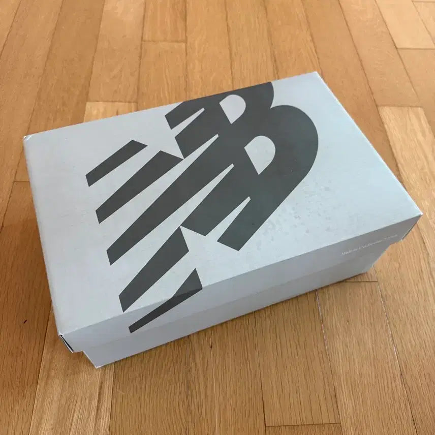[BUNJANG] New Balance 992 USA Grey Sneakers (260mm) / 뉴발란스 992 usa 그레이 260 새상품