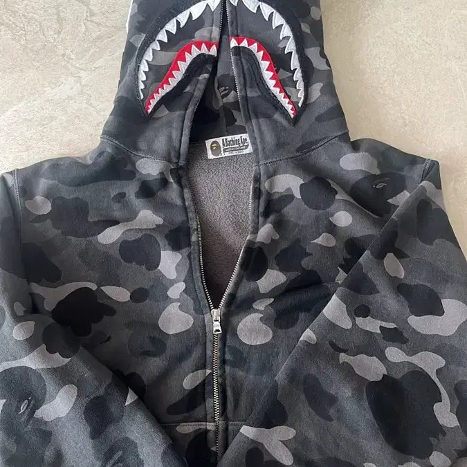 [BUNJANG] BAPE Shark Full Zip Hoodie Black / [L] 베이프 샤크 후드집업 흑계