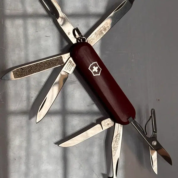 [BUNJANG] Victorinox Mini Multi-Tool Swiss Army Knife Red / 빅토리녹스 다용도 미니멀티툴 맥가이버칼 레드