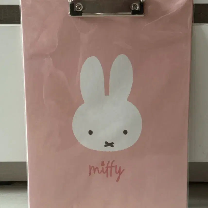 [BUNJANG] Miffy Clip Board Pink Unsealed New Product / 미피 클립보드 핑크 미개봉 새상품