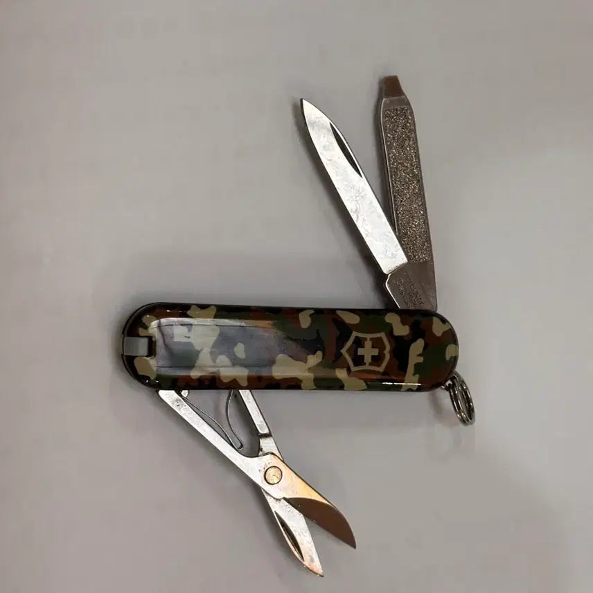 [BUNJANG] Victorinox Camouflage Swiss Army Knife Mini Multitool / 빅토리녹스 카모플라쥬 맥가이버칼 미니멀티툴