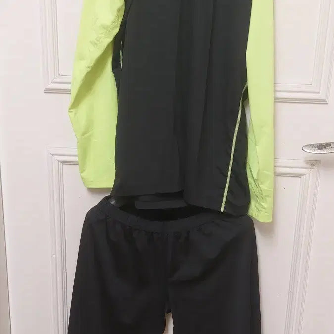 [BUNJANG] Men's Rash Guard Set XL - Black/Lime / 래쉬가드 Xl 세트