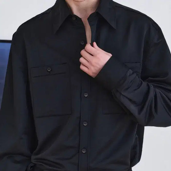 [BUNJANG] Wavyeness Shattered Two-Pocket Shirt Black Size 2 / 웨이비니스 셔터드 투포켓 셔츠 블랙 2사이즈