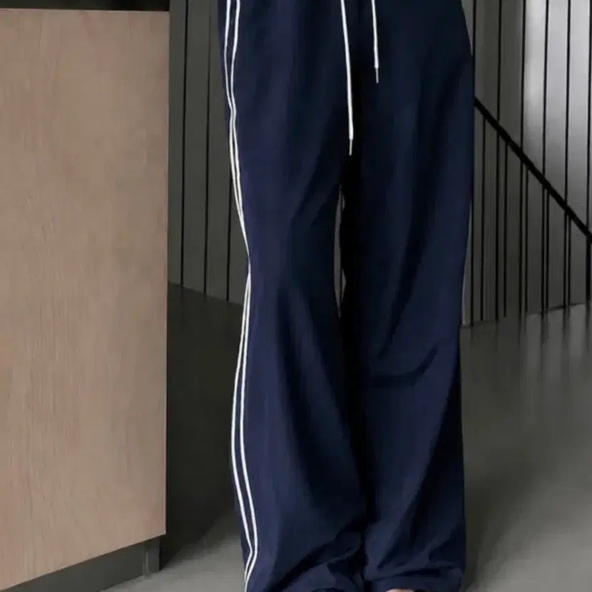 [BUNJANG] Ablley Sideline Wide Pants / 에이블리 사이드라인 와이드팬츠