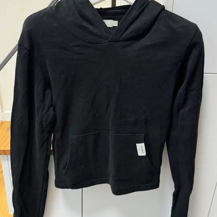 [BUNJANG] Glony Black Hoodie (Size S) / 글로니 후드티 검정 S