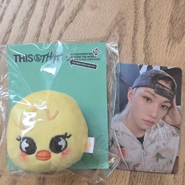 [BUNJANG] Stray Kids BbokAri GripTok (Photocard Included) / 뽁아리 그립톡(포카포함)
