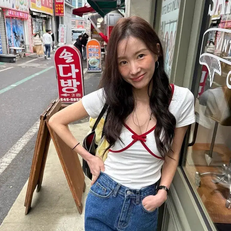 [BUNJANG] Boer Boutique Red Ribbon Short Sleeve T-Shirt / 보얼부띠끄 레드 리본 반팔티