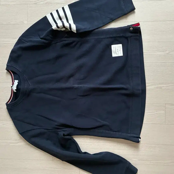 [BUNJANG] Men's Navy Sweatshirt / 남성 네이비 맨투맨