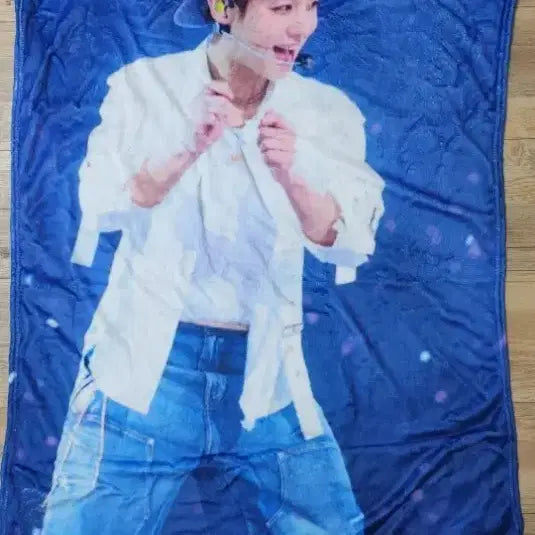 [BUNJANG] Park Jihoon Soft Blanket / (오늘까지팜)박지훈 부드러운 담요 이불 70~75*100 (굿즈아님) 1개 새상품