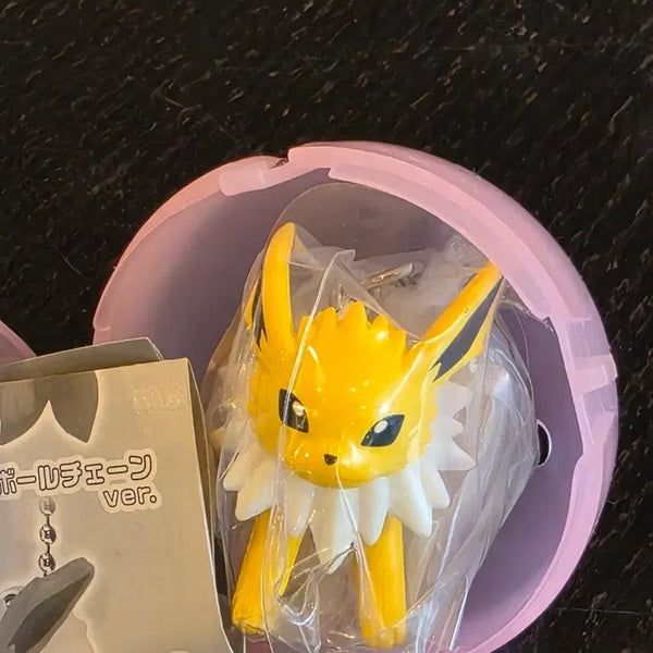 [BUNJANG] Pokemon Jolteon Derong Derong Gacha Figure Charm / 포켓몬스터 이브이 쥬피썬더 가챠 피규어 데롱데롱 키링